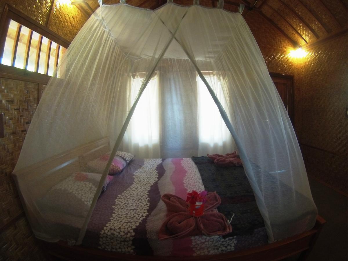 Abdi Fantastik Bed & Breakfast Gili Air Exterior photo